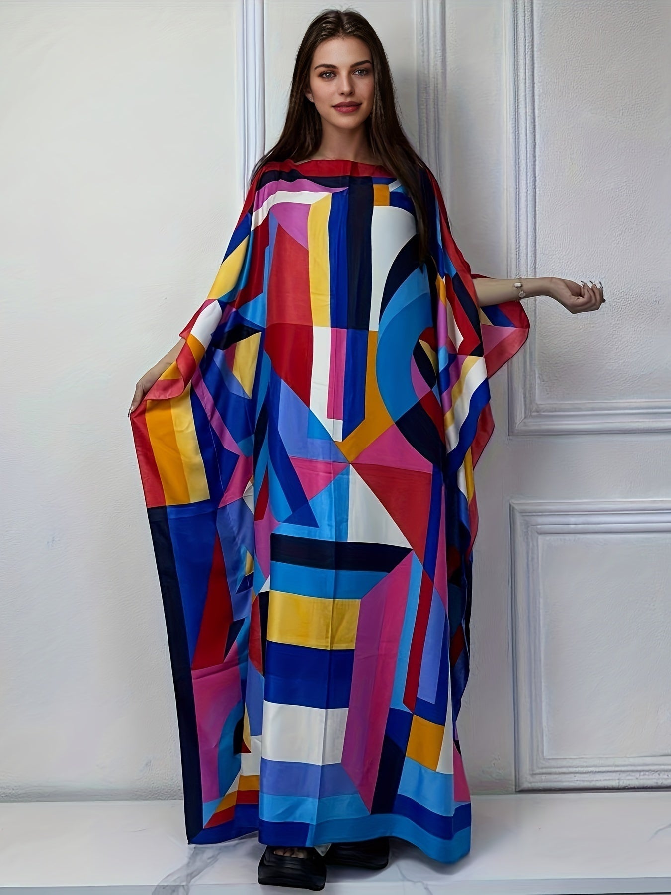 Vestito lungo maxi donna Valstrend con stampa geometrica etnica, maniche batwing e vestibilità ampia, abbigliamento elegante donna