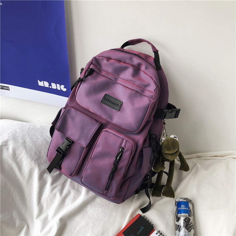 Zaino scolastico femminile in stile Mori giapponese, backpack coreano high school, con design giovanile e dettagli colorati.