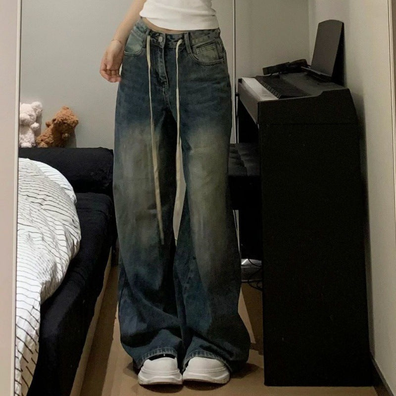 Jeans Valstrend a gamba dritta e larga, stile retrò, lavati, adatti a tutti i look, in denim resistente.