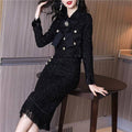 Completo donna slim-fit con gonna e giacca, vestibilità aderente e stile elegante, marchio Valstrend.