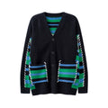 Maglione casual a collo a V e bottoni singoli, vestibilità larga, marca Valstrend shop, tessuto morbido e confortevole.