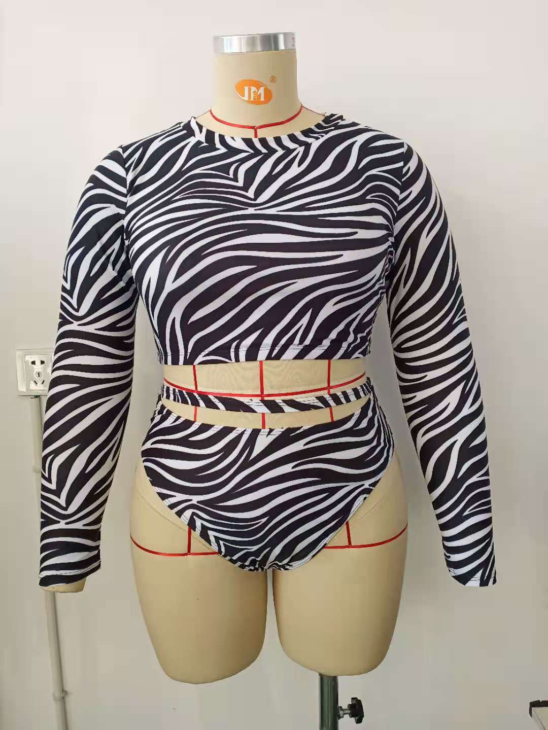 Costume da bagno donna Valstrend, costume intero a maniche lunghe con stampa, taglia grande, stile alla moda e originale.