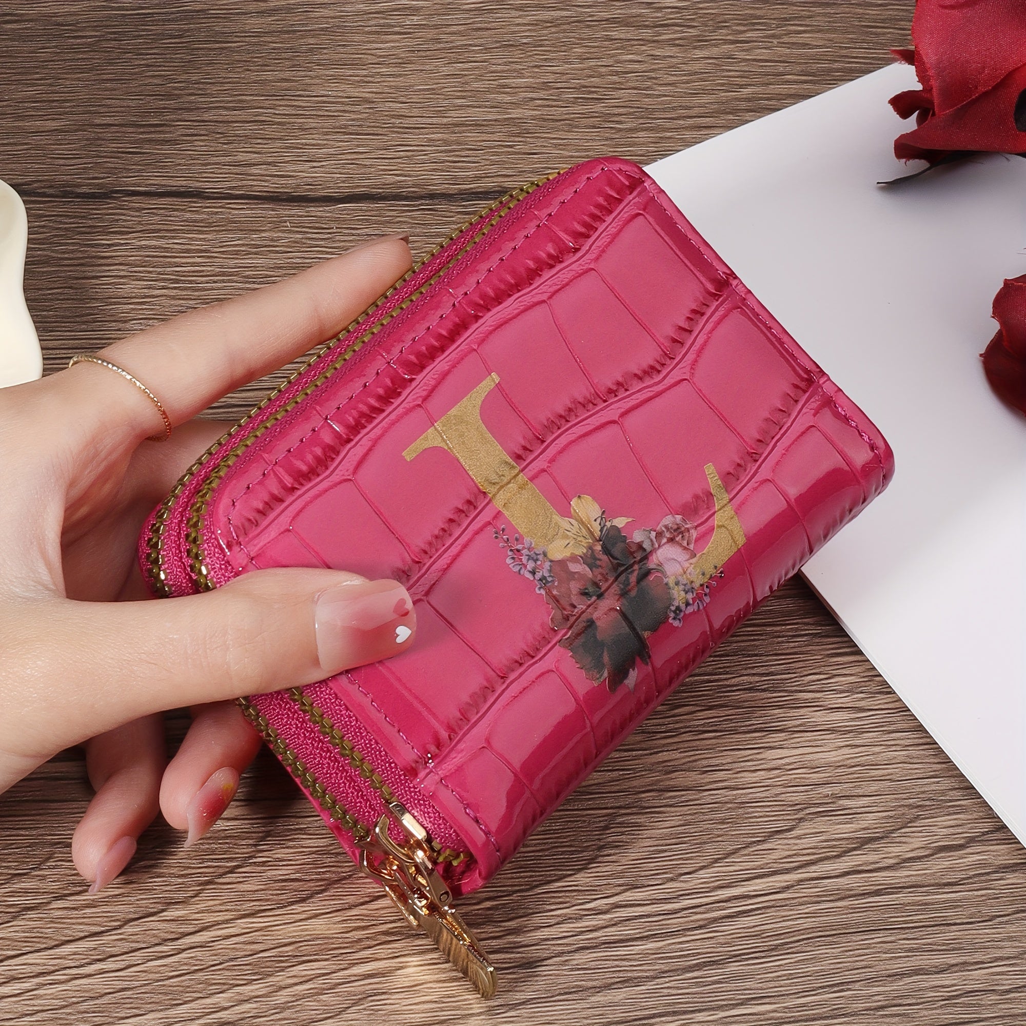 Portafoglio portacarte Valstrend con motivo floreale e zip, piccolo per donne e uomini, con design a fisarmonica.