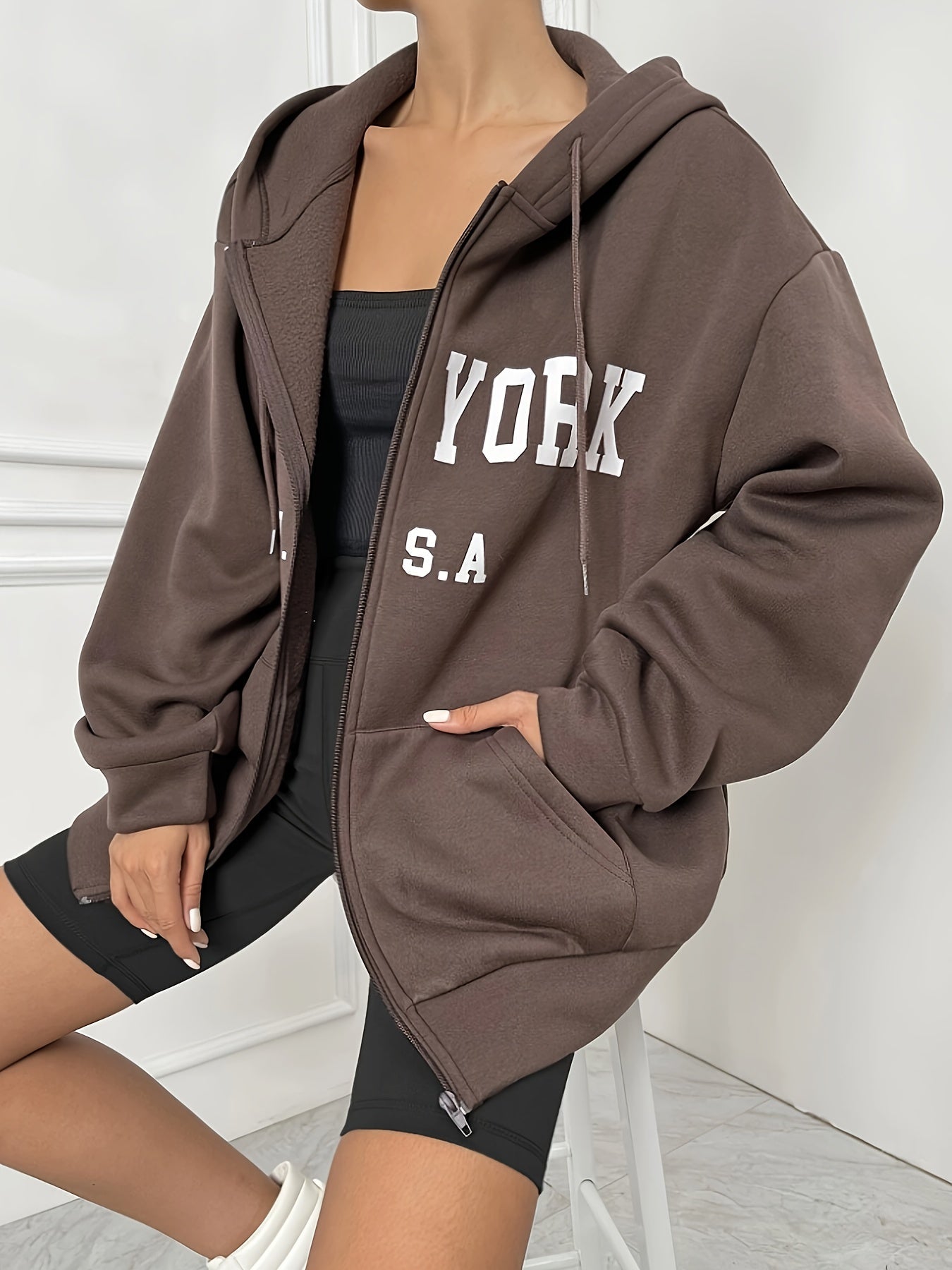 Felpa con cappuccio Valstrend, stampa con lettere, tasca frontale, zip, maniche lunghe e coulisse, abbigliamento casual donna