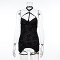 Corsetto modellante donna Valstrend in pizzo con spalline a spaghetti e design a fascia, ideale per forma e supporto elegante.