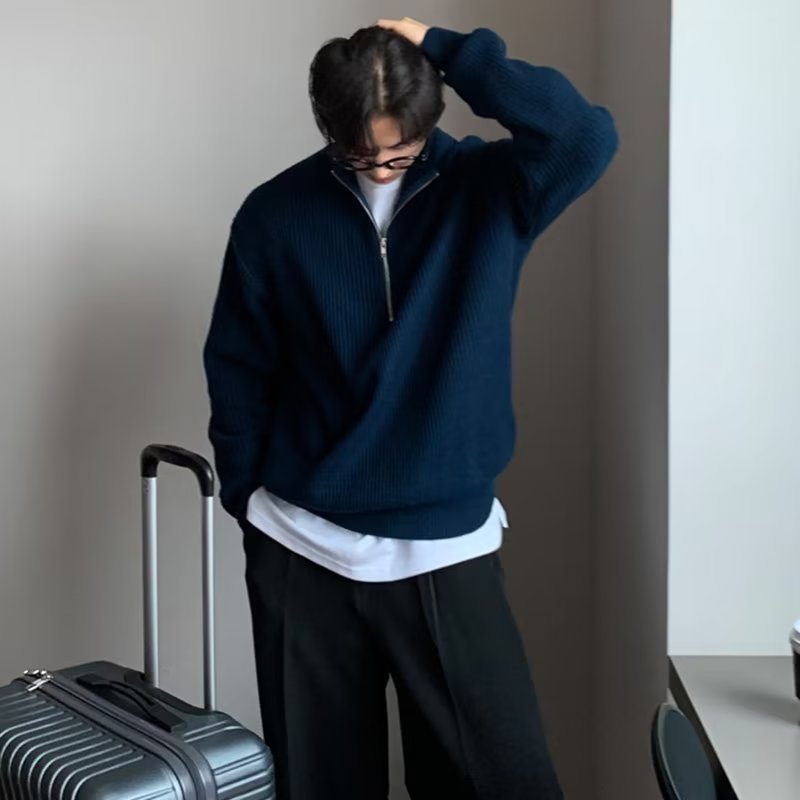 Maglione cardigan autunnale Valstrend con metà zip, collo stand e maniche lunghe, in tessuto caldo e morbido.