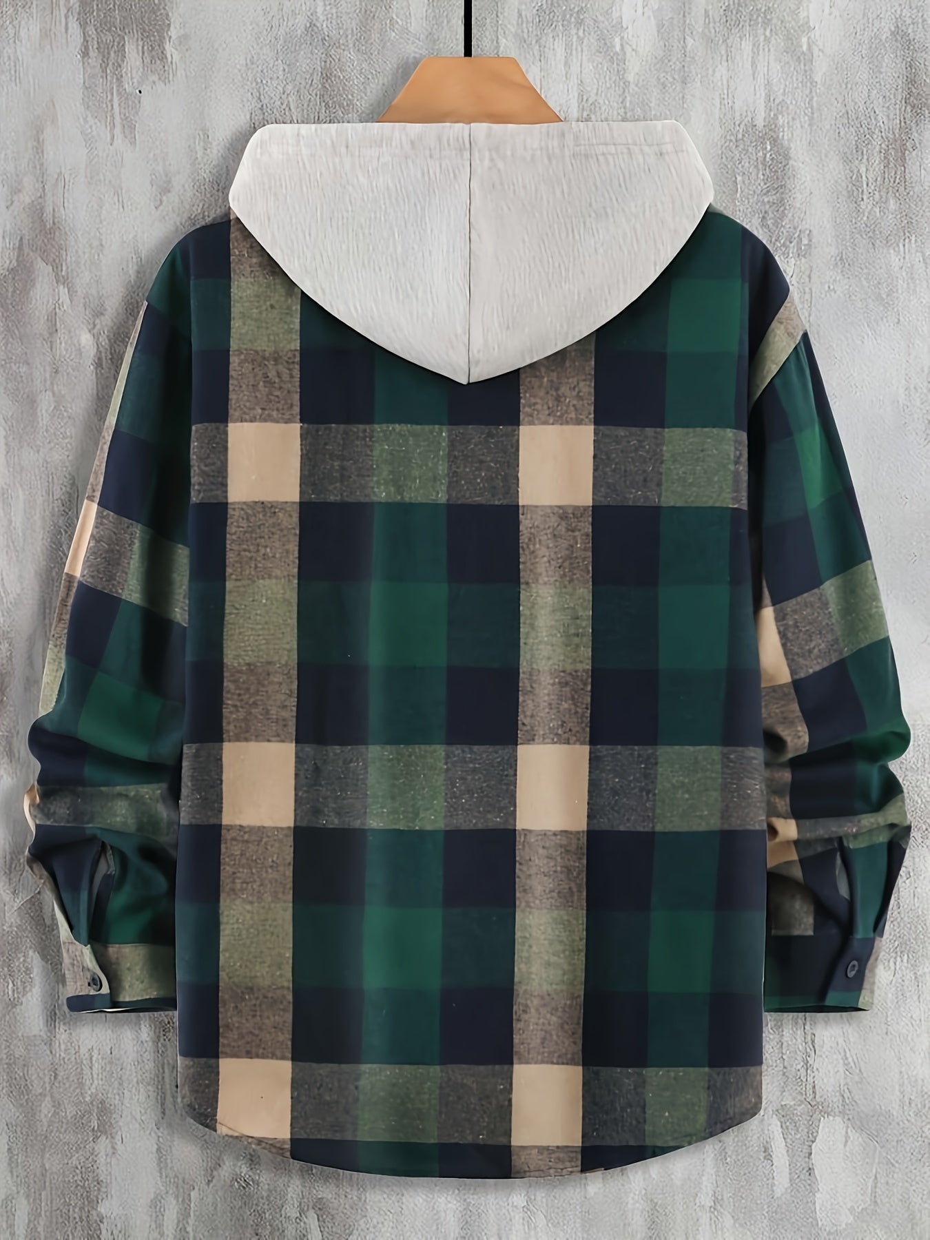 Camicia casual da uomo Valstrend con maniche regolabili, vestibilità relax, tessuto misto cotone e motivo geometrico.