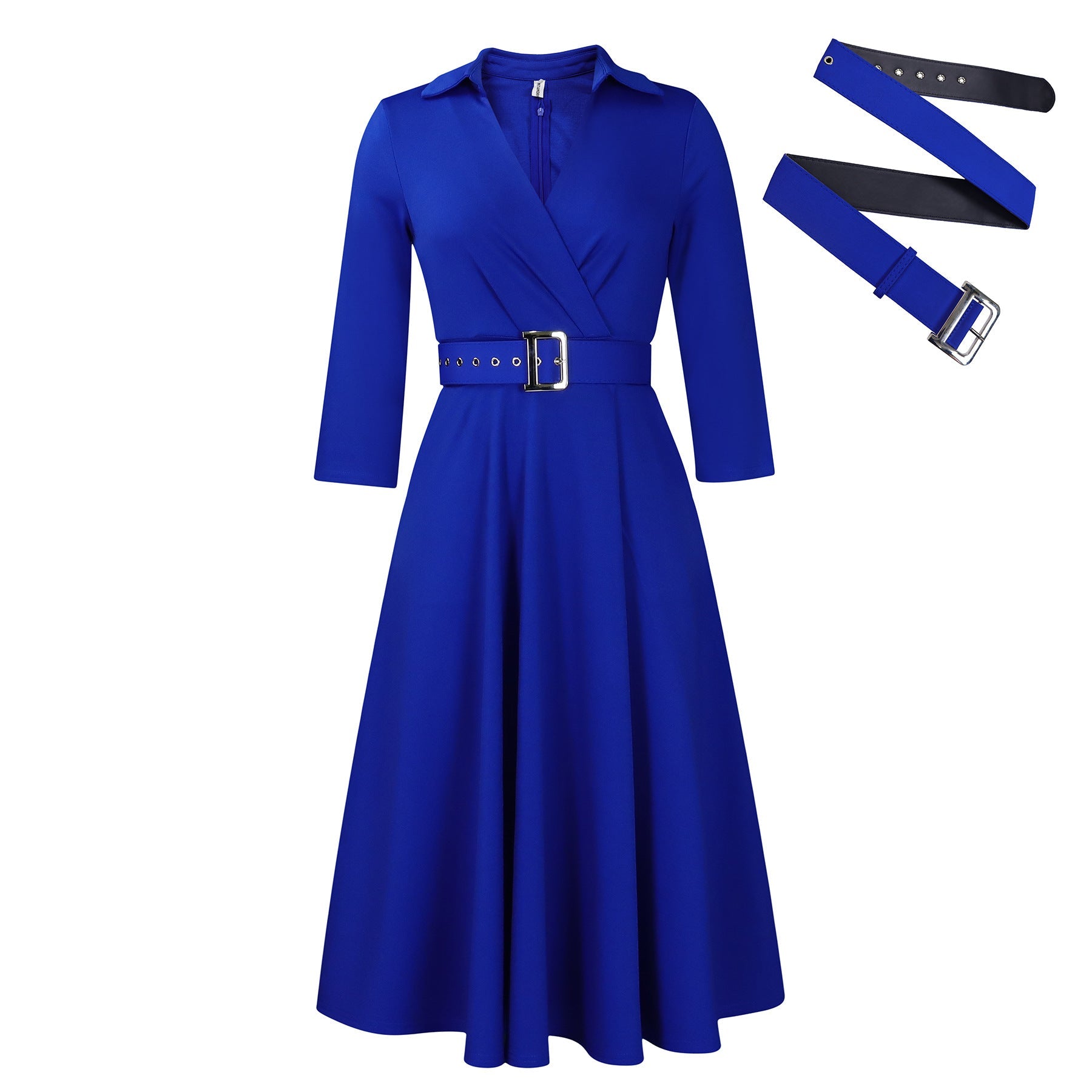 Vestito femminile taglia comoda Valstrend con scollo a rever, tessuto leggero e stile elegante, viste frontale.