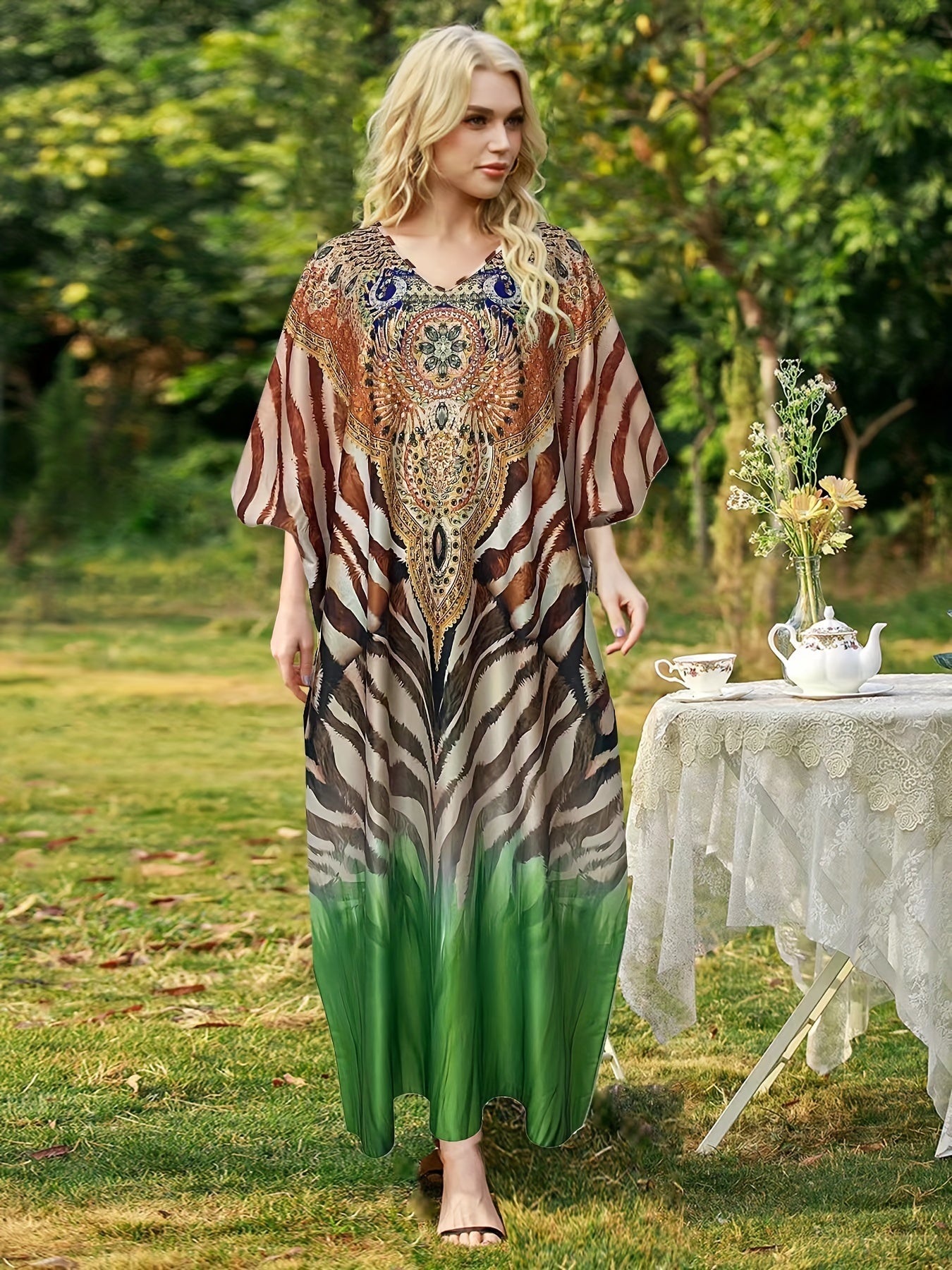 Vestito lungo a fantasia plus size Valstrend, abito maxi casual con scollo a V e maniche a pipistrello per primavera estate.