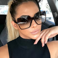Oversized Square Fashion Fashion Glasses for Women & Men - Retro Style, Anti-Glare, Perfect for Driving, Travel, Beach Parties