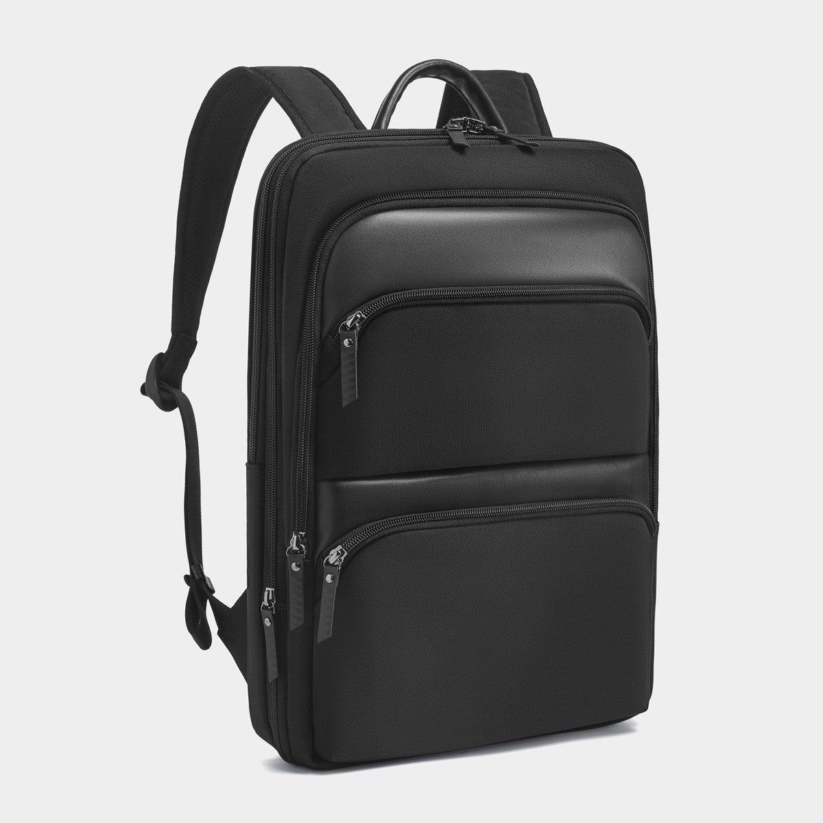 Zaino da uomo Valstrend ampio e multifunzionale, con tasche e spallacci regolabili, ideale per uso quotidiano e viaggio.