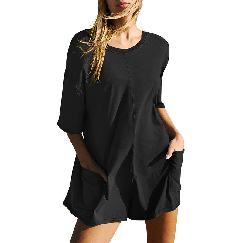 Completo jumpsuit casual da donna Valstrend con tasche, vestibilità ampia e stile comodo, mostrato in immagine.