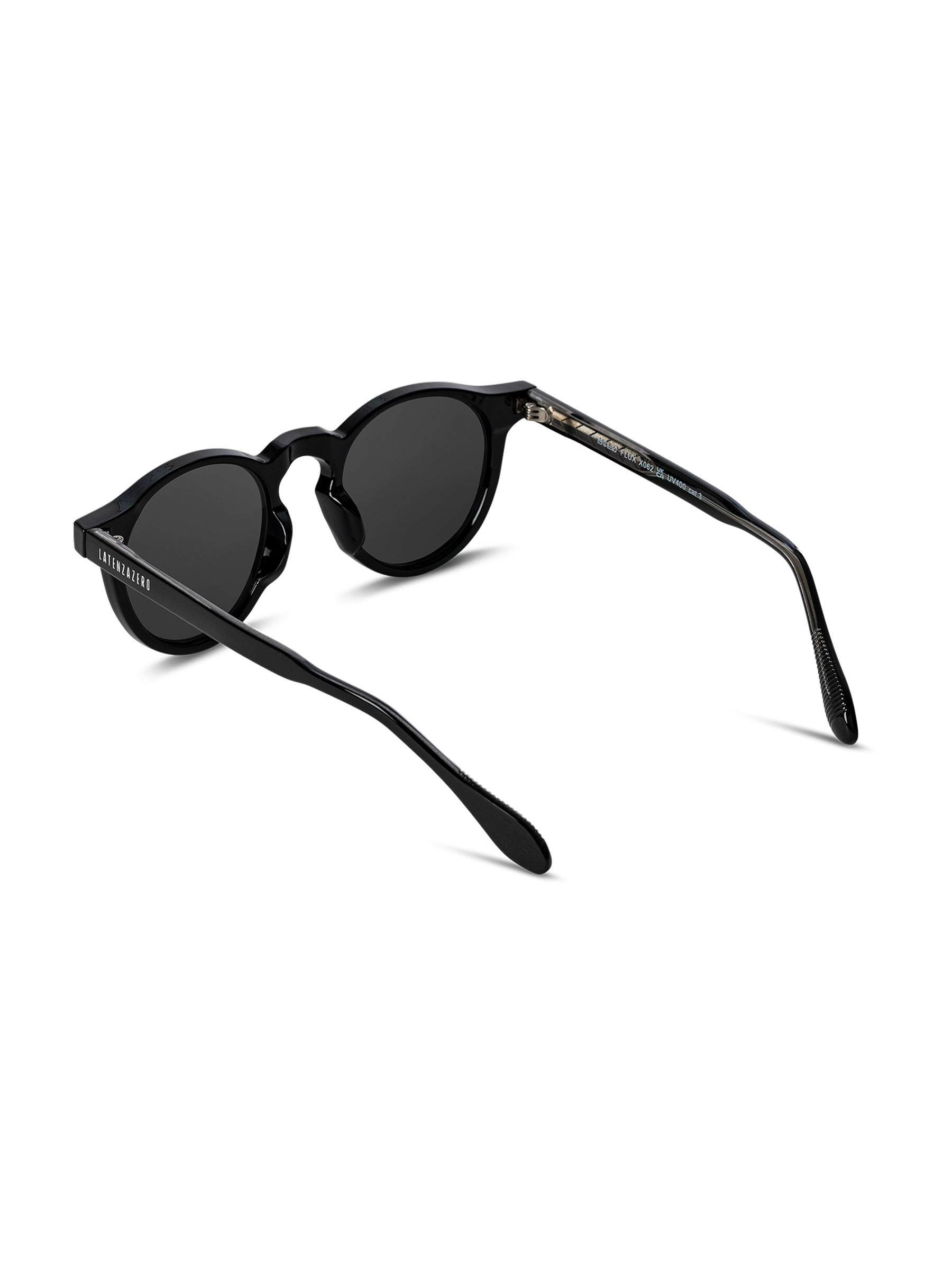 Occhiali da sole Latenzazero Flux Resonance neri, montatura moderna con lenti scure e design elegante.