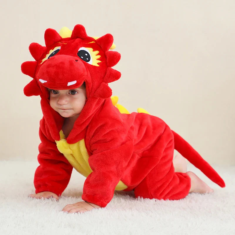 Costume multivariato da bambino RocketBaby USA con tema orso, adatto per bambini da 2 a 36 mesi, in stile divertente e colorato.