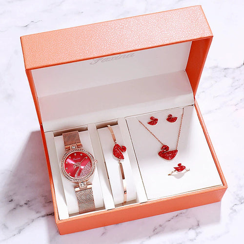 Orologio femminile Sajishop in rosa e bianco, elegante set regalo di cinque pezzi con cinturino in pelle e dettagli raffinati.