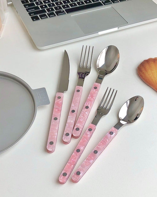 Set di 10 posate in acciaio inox rosa elegante, design moderno e raffinato, marca Sajishop, perfette per tavole sofisticate