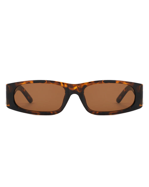 Occhiali da sole rettangolari stretti e retrò Sajishop Talon, montatura quadrata di moda in stile vintage arancione.