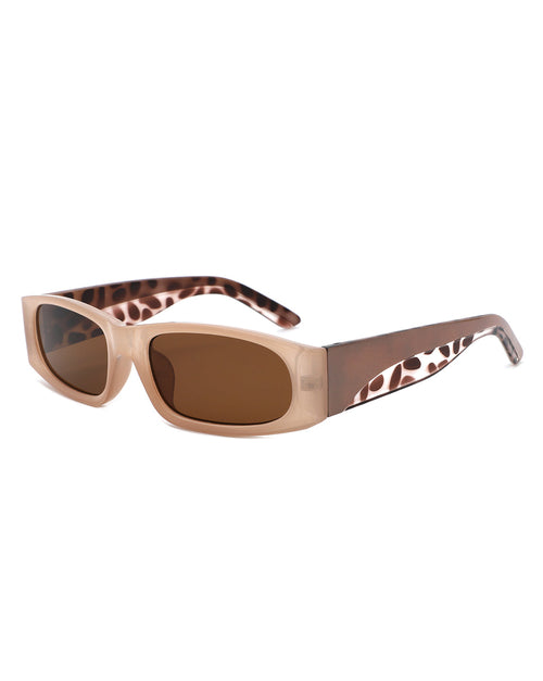 Occhiali da sole rettangolari stretti in stile retrò, colore arancione, marca Sajishop, con montatura quadrata fashion.