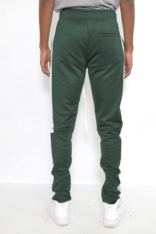 Pantaloni da jogger slim fit Sajishop in tessuto nero con vita elastica e tasche laterali, perfetti per sport e casual.